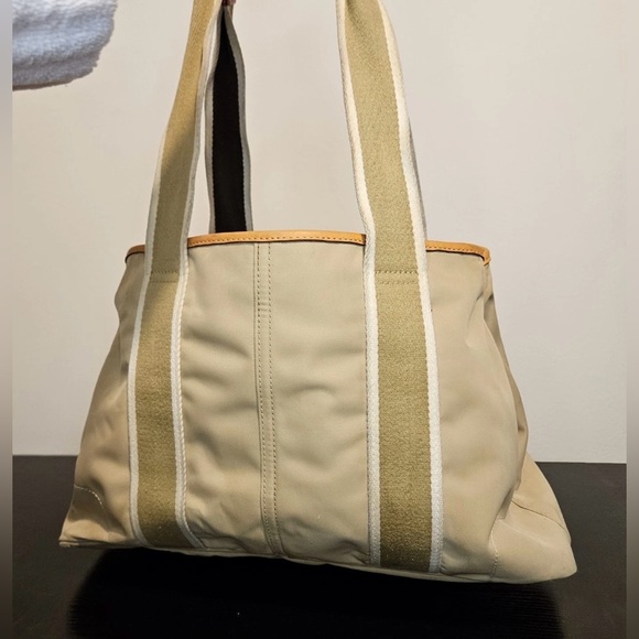 Coach Vintage Hampton Tote Handbag | Y2K Nylon & Leather | Authentic - Picture 8 of 9